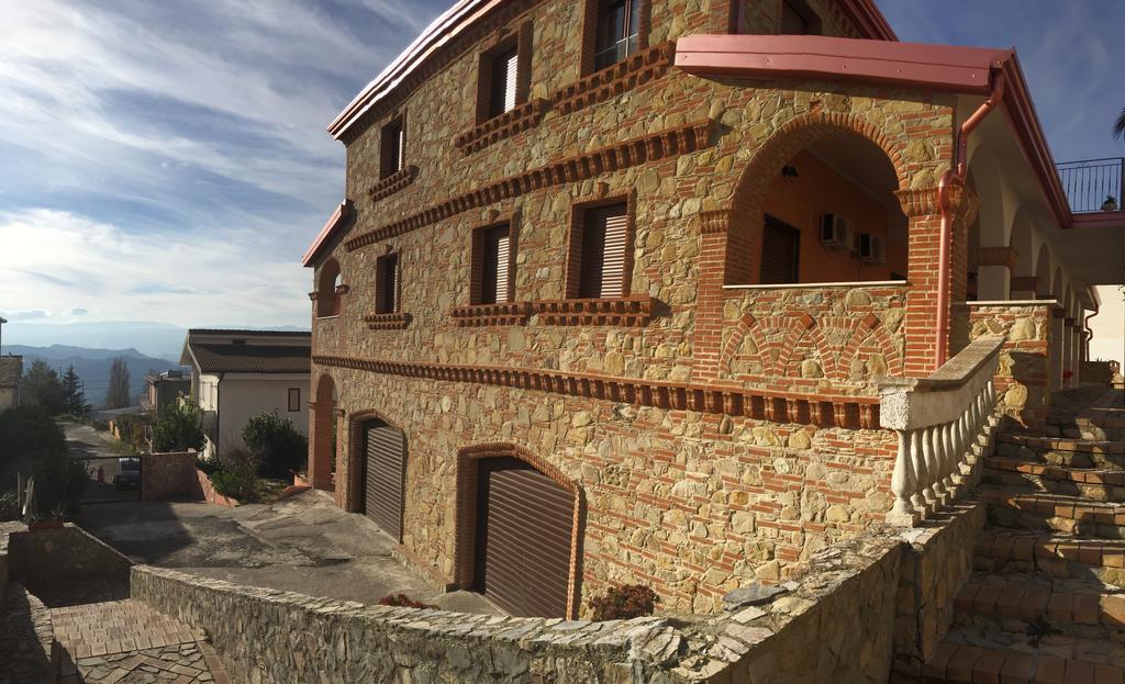 B&B Castello Michelina San Nicola dell'Alto Exterior photo