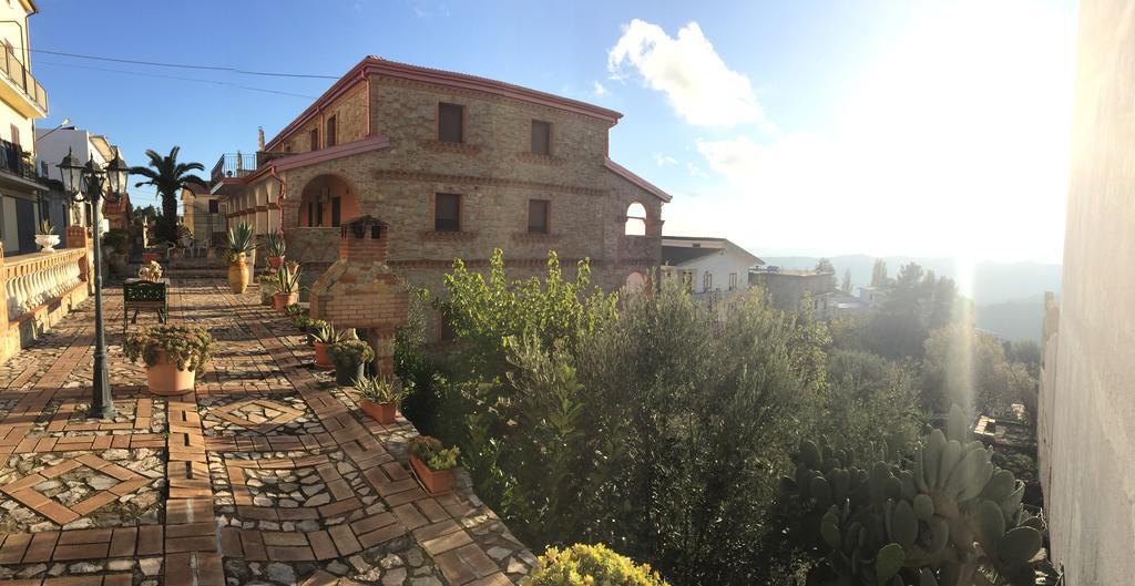 B&B Castello Michelina San Nicola dell'Alto Exterior photo