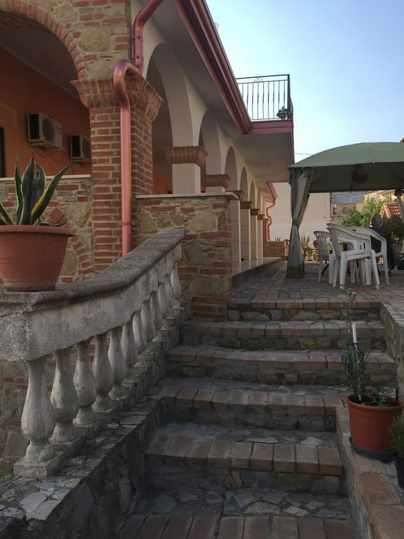 B&B Castello Michelina San Nicola dell'Alto Exterior photo